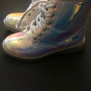 Shiny zip up tie up boots